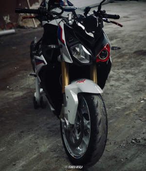 Photos réseaux sociaux, photogrape Angoulême, Cognac, Chateauneuf-sur-Charente.