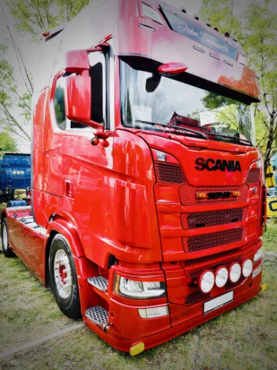 Photos vidéo entreprise réseaux sociaux Angoulême, Cognac, Charente.