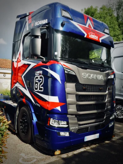 Photos vidéo entreprise réseaux sociaux Angoulême, Cognac, Charente.